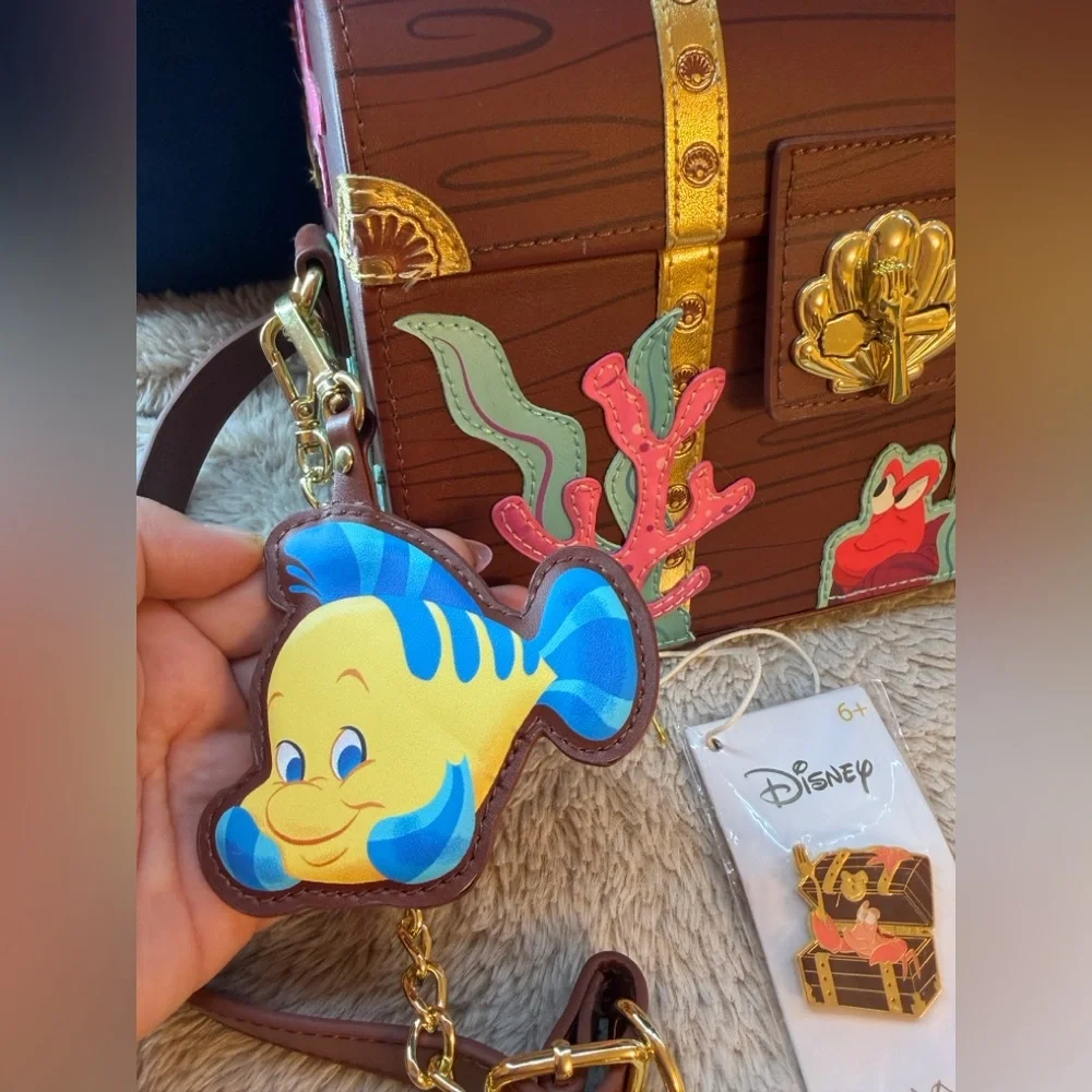 Loungefly Stitch Shoppe Disney The Little Mermaid Treasure Chest Crossbody. - Picture 6 of 6